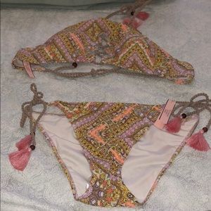 Bathing suit